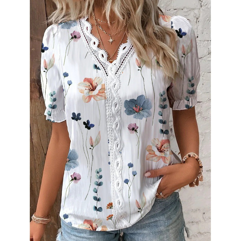Damer blus med blomster mönster och spets detaljer Mirla-Eva Jonsson