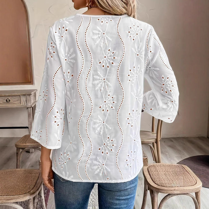 Damer blus med påkostad broderi och fina detaljer Eva Jonsson-Eva Jonsson