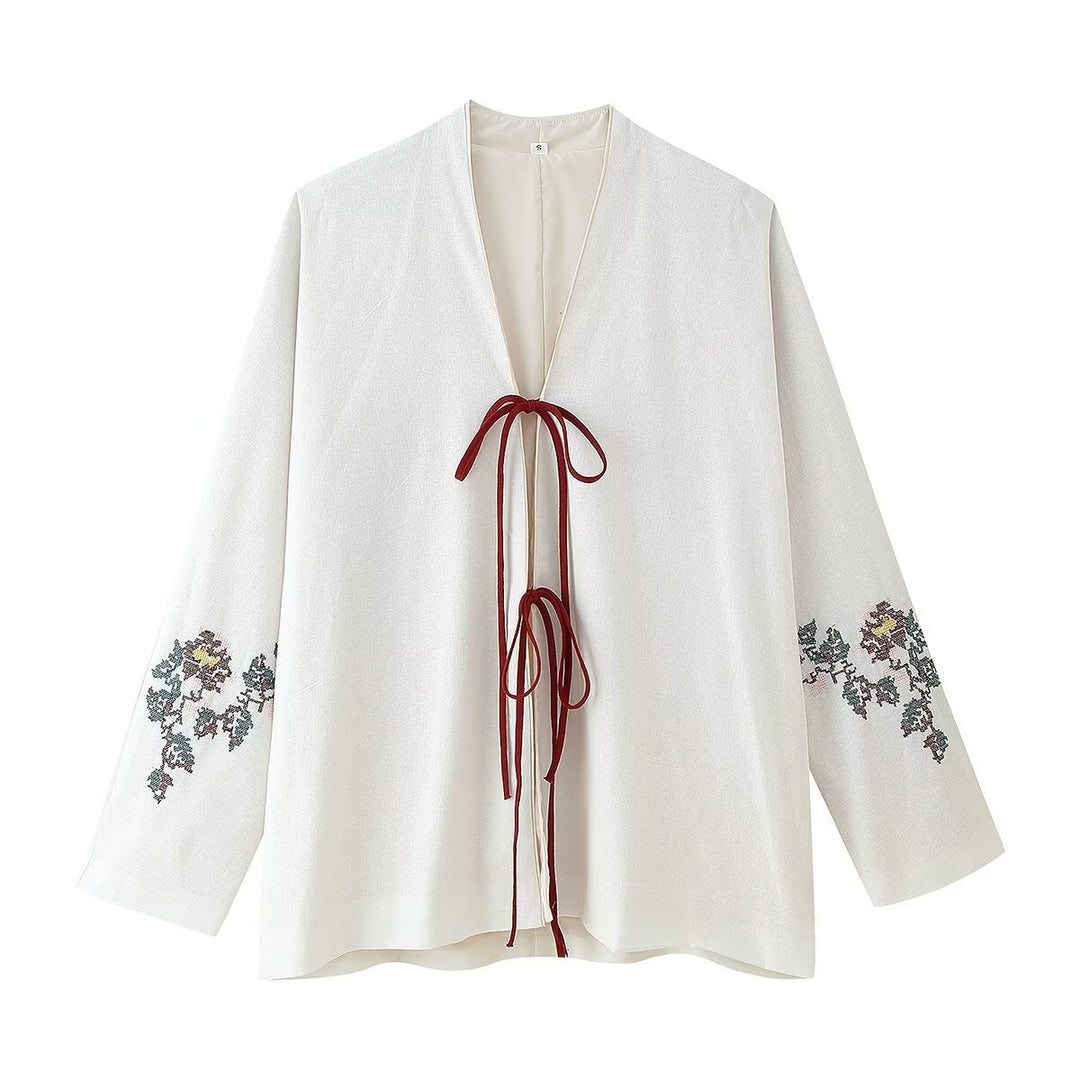 Damer blusenshirt med florala broderade detaljer och knytband Mirla-Eva Jonsson