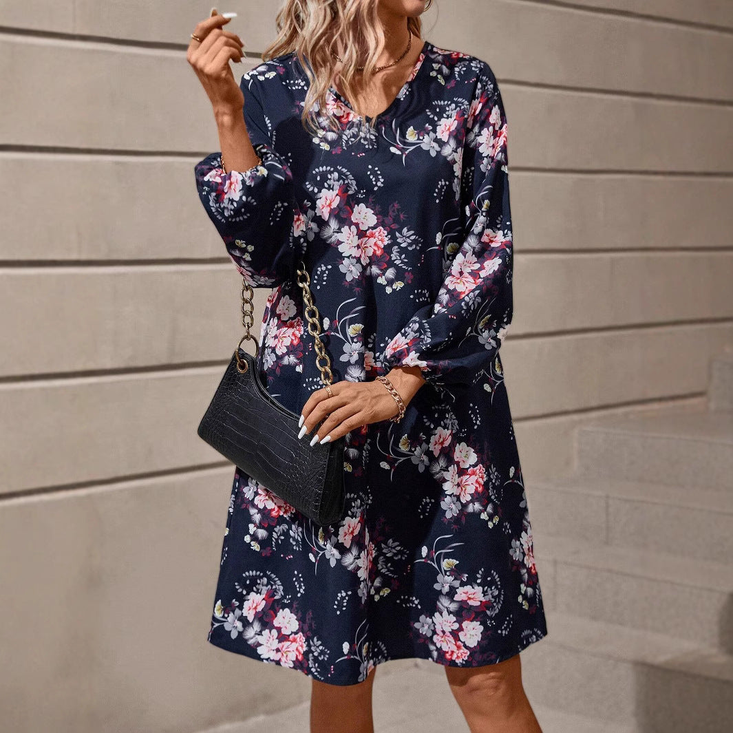 Damer blusklänning med blommönster och voluminösa ärmar Mirla-Eva Jonsson