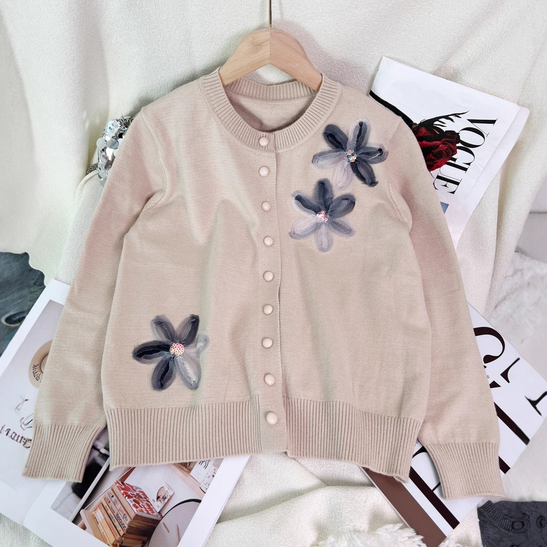 Damer cardigan med blommönster och knäppning Mirla-Eva Jonsson