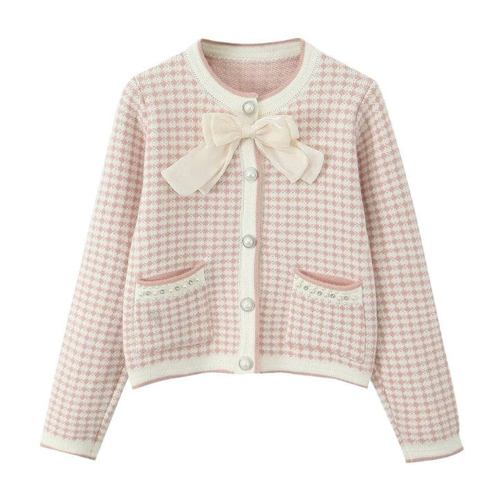 Damer cardigan med dekorativa detaljer och charmig sjalkrage Mirla-Eva Jonsson