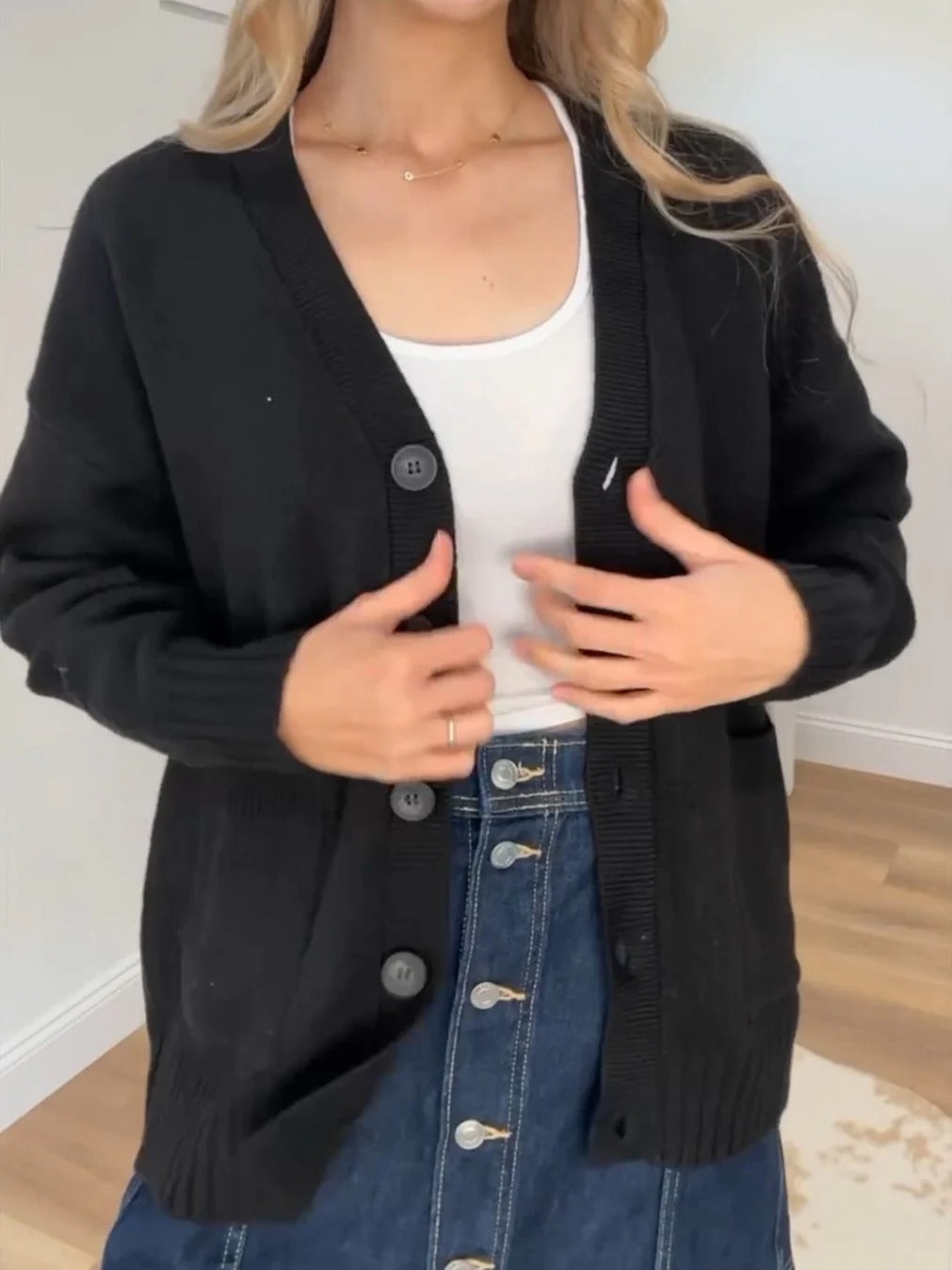 Damer cardigan med fickor och moderna knappar Mirla-Eva Jonsson