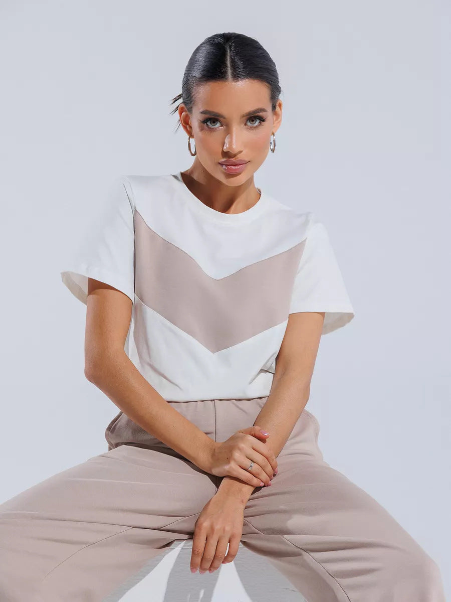Damer casual T-shirt med modern färgblockdesign och lätt oversized passform-Eva Jonsson