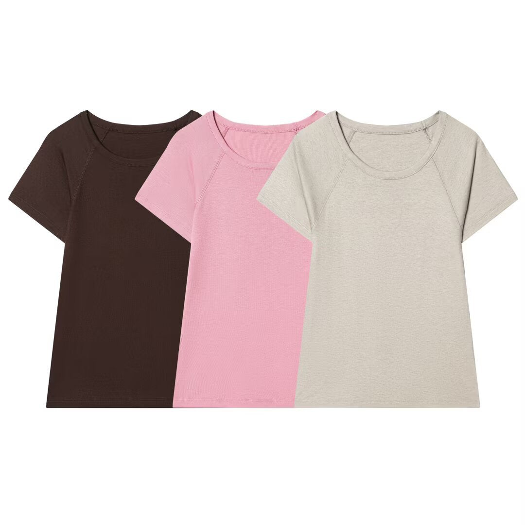 Damer casual T-shirt med rundad halsringning och bekväma raglanärmar Mirla-Eva Jonsson