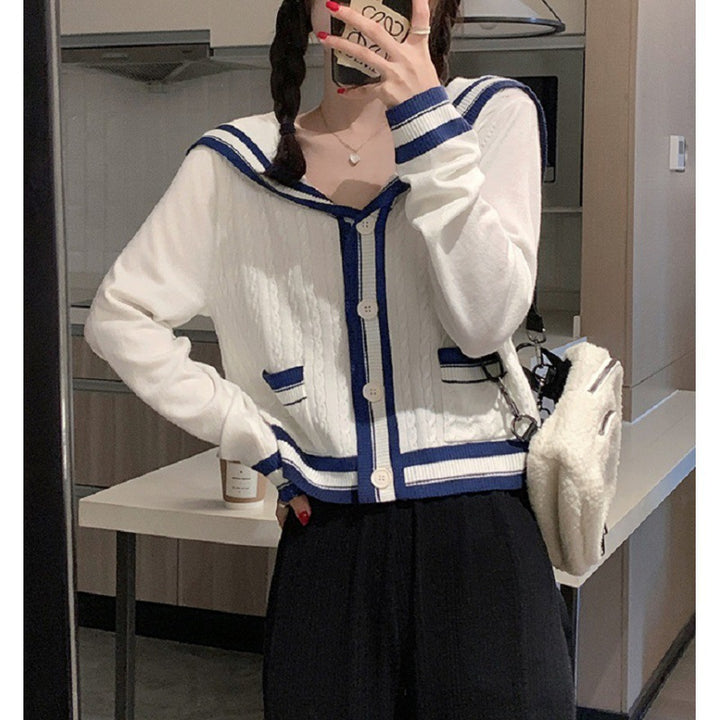 Damer casual cardigan med maritim huva och knapppdetaljer Mirla-Eva Jonsson