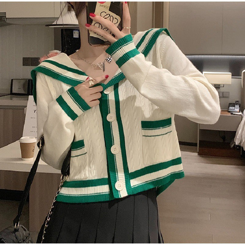 Damer casual cardigan med maritim huva och knapppdetaljer Mirla-Eva Jonsson