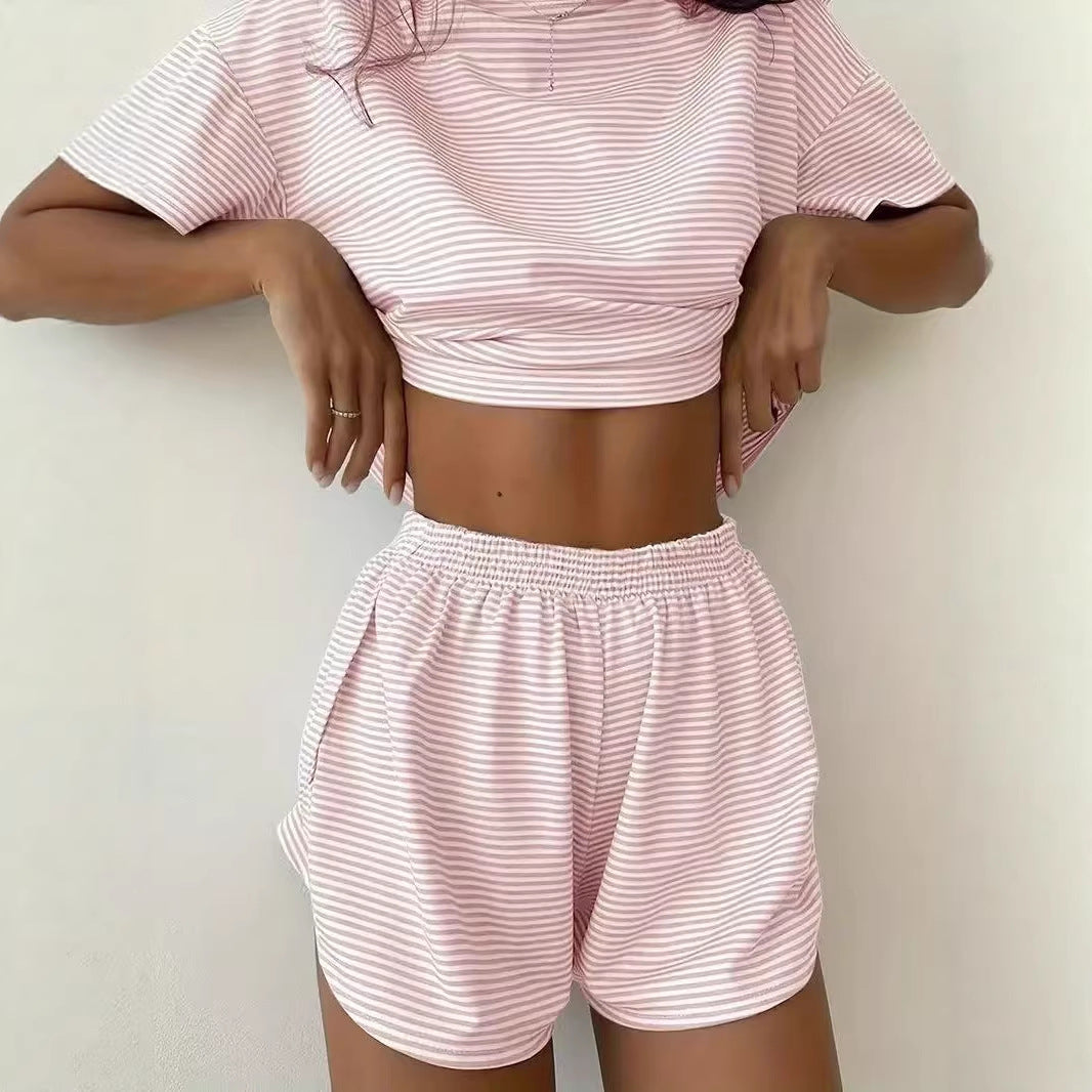 Damer casual crop top och shorts set med randigt mönster Mirla-Eva Jonsson