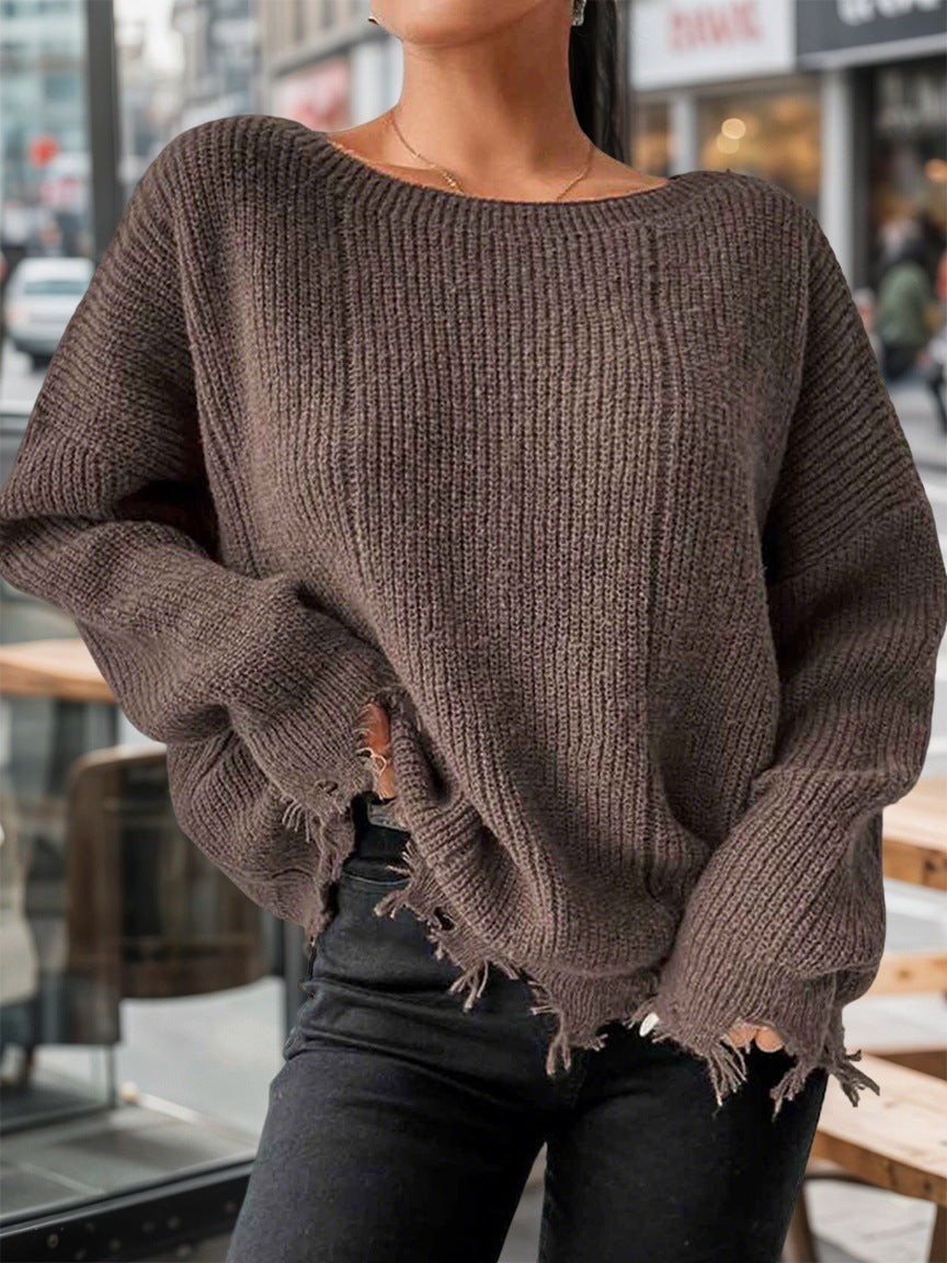 Damer casual oversized tröja med fransiga avslut och djup rund halsringning Mirla-Eva Jonsson