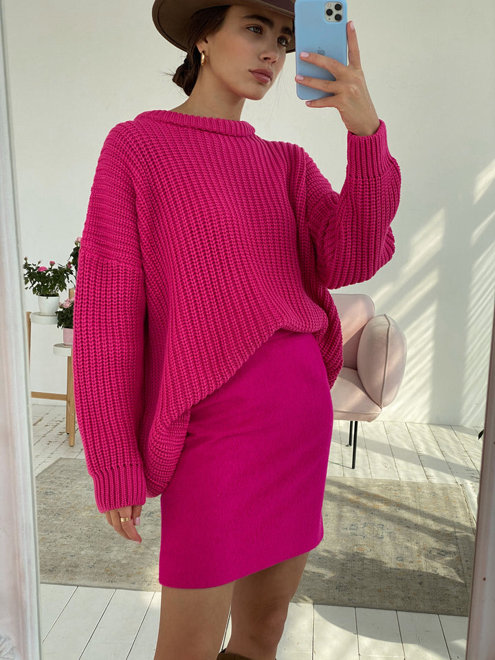 Damer casual stickad tröja med strukturerad design och överlappande axlar Mirla-Eva Jonsson