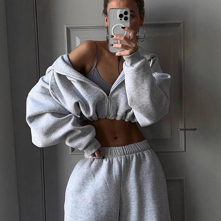 Damer casual sweat-set med oversized huvtröja och vid midja Mirla-Eva Jonsson