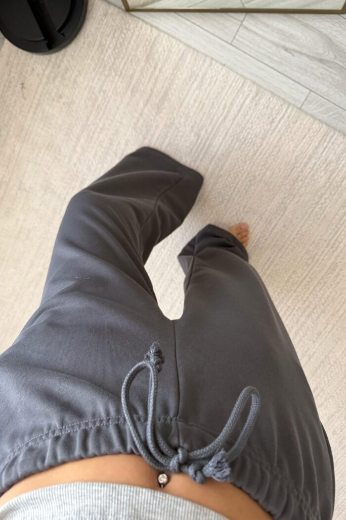 Damer casual sweatpants med elastisk midjeband och dragsko Mirla-Eva Jonsson