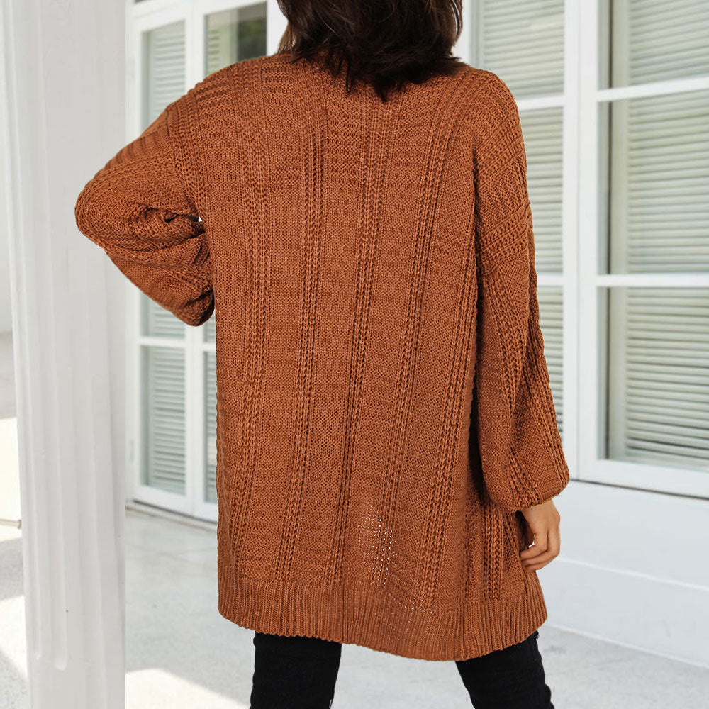 Damer chunky stickad cardigan med elegant knappslå och vida ärmar Mirla-Eva Jonsson