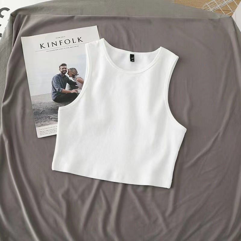 Damer crop top gjord av andningsbart material med en figurnära snitt-Eva Jonsson