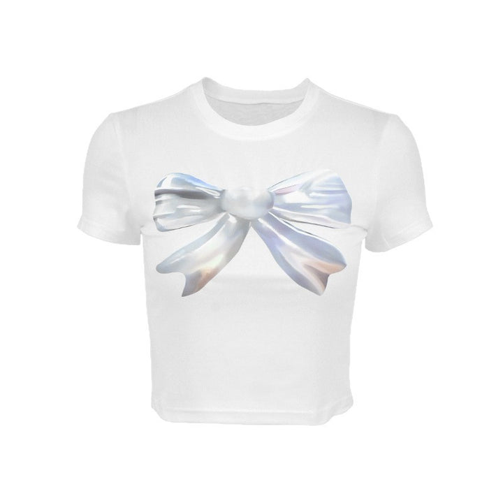 Damer cropped T-shirt med unikt 3D-design av en slinga Mirla-Eva Jonsson