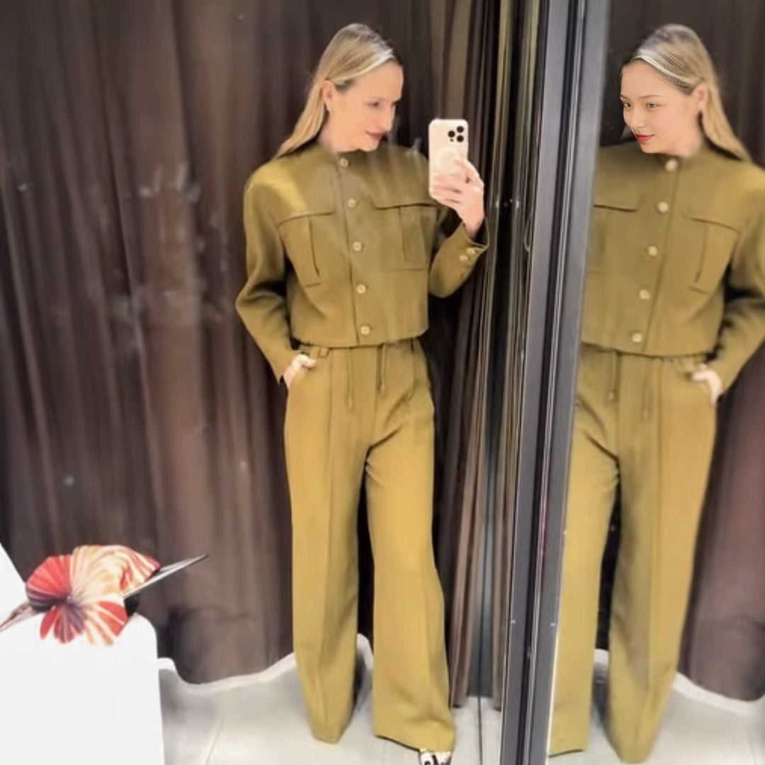 Damer cropped Utility-jacka med praktiska fickor och snörning Mirla-Eva Jonsson