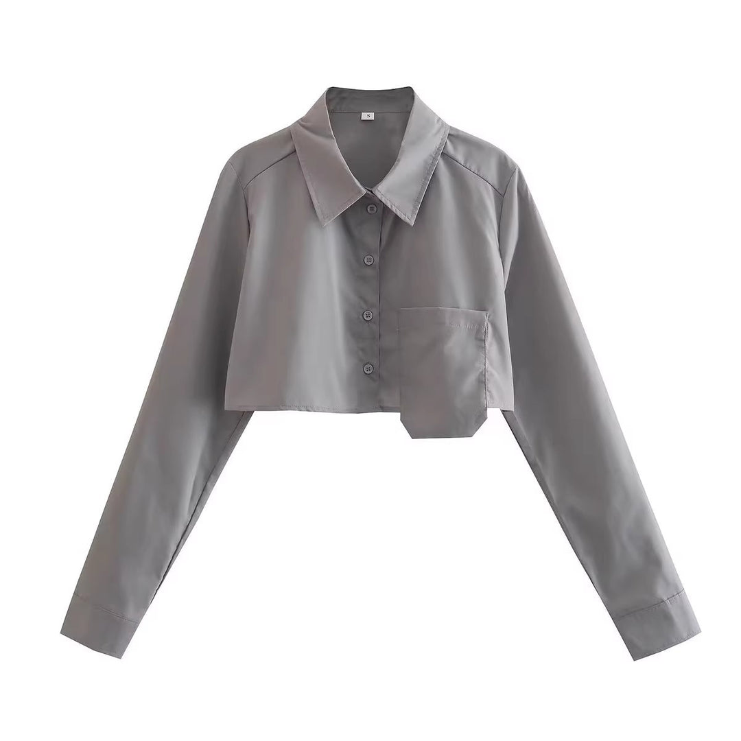 Damer cropped blus med modern krage och bröstficka Mirla-Eva Jonsson