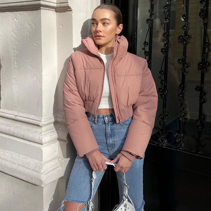 Damer cropped dunjacka med hög krage och elastisk midja Mirla-Eva Jonsson