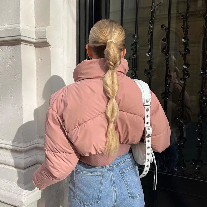 Damer cropped dunjacka med hög krage och elastisk midja Mirla-Eva Jonsson
