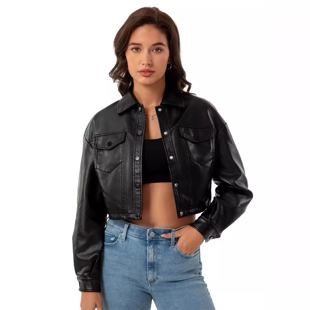 Damer cropped konstläderjacka i modern design Eva Jonsson-Eva Jonsson