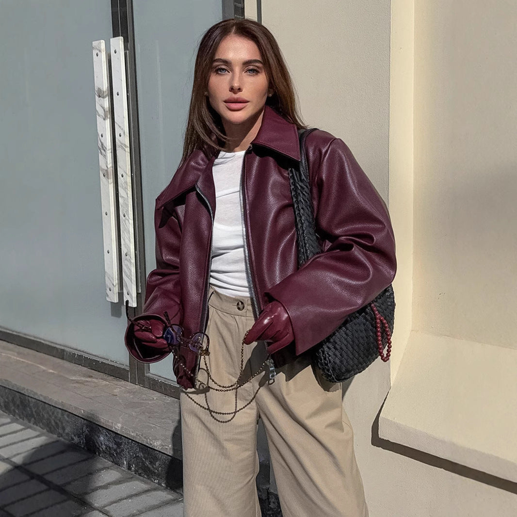 Damer cropped läderjacka med oversized snitt Mirla-Eva Jonsson