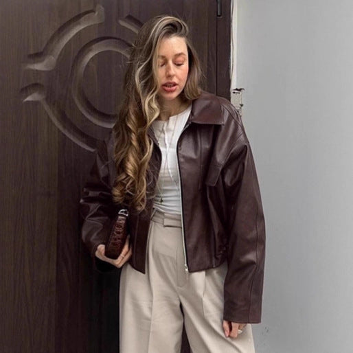 Damer cropped läderjacka med robust krage och praktiska fickor Eva Jonsson-Eva Jonsson