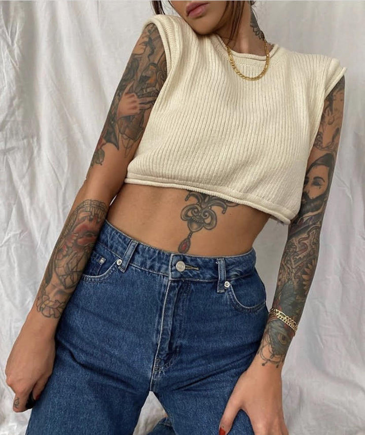 Damer cropped ribbad topp med avslappnad look Mirla-Eva Jonsson