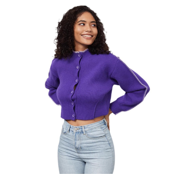 Damer cropped stickad jacka med dekorativa knappar Mirla-Eva Jonsson