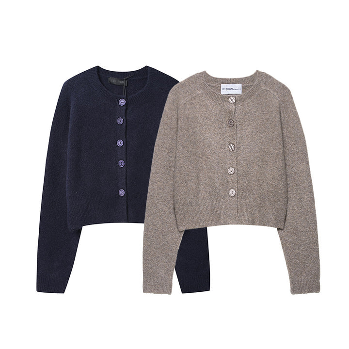 Damer cropped stickad jacka med knapppdetaljer Mirla-Eva Jonsson