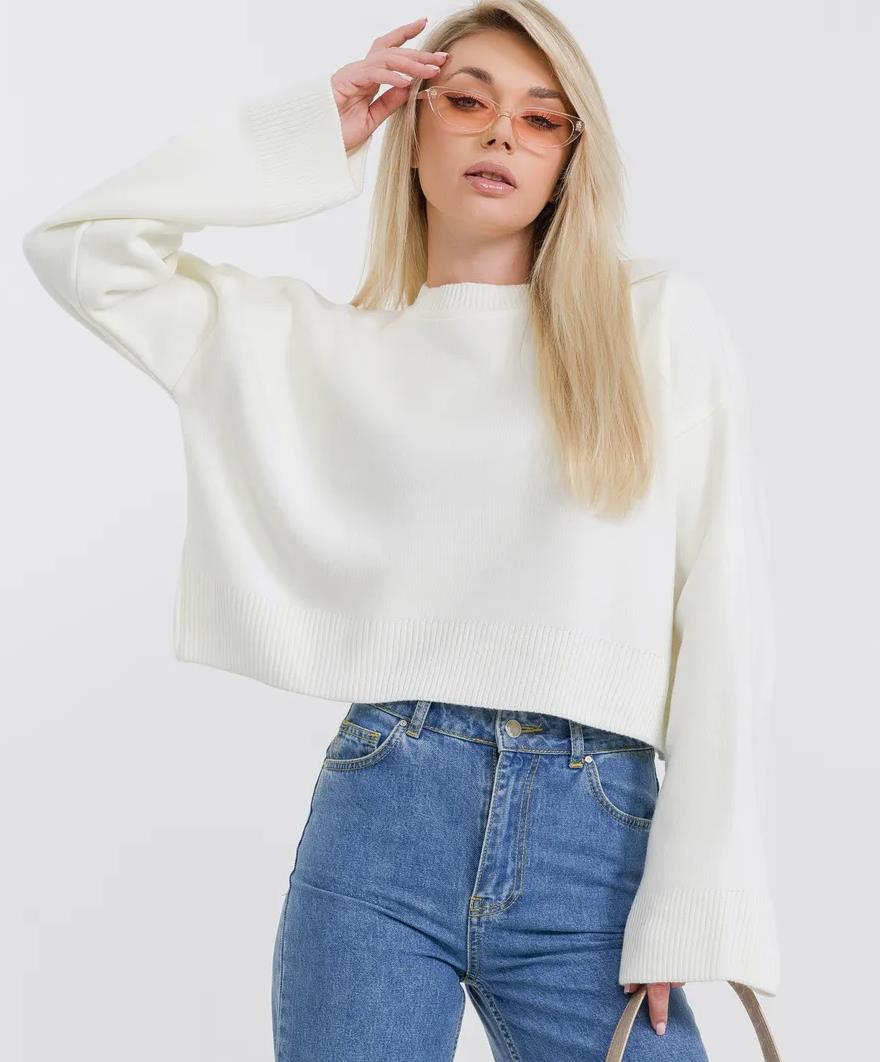 Damer cropped stickad tröja med voluminösa ärmar och rundhalsringning Mirla-Eva Jonsson