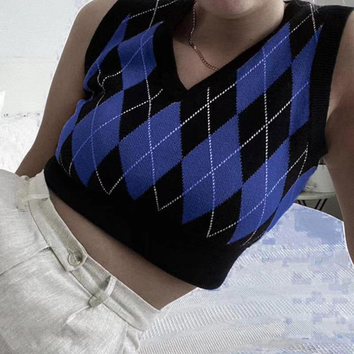Damer cropped sticktop med modernt rutmönster Mirla-Eva Jonsson