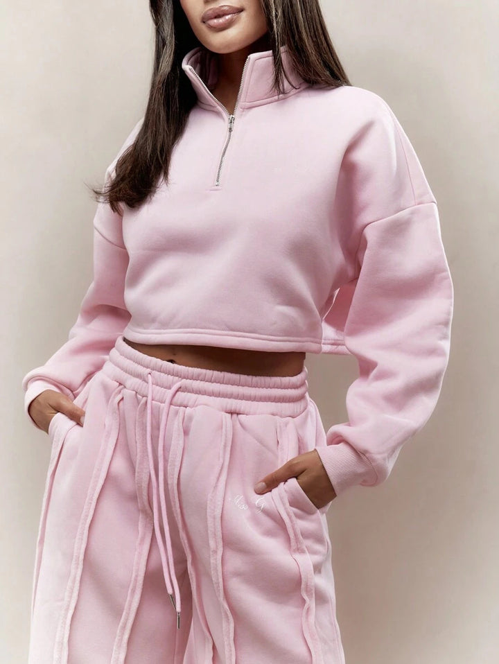 Damer cropped sweatshirt med trendig dragkedja och bekväm midja Mirla-Eva Jonsson
