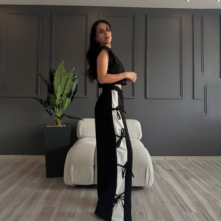 Damer cropped topp med eleganta sidfickor och vid passform Mirla-Eva Jonsson