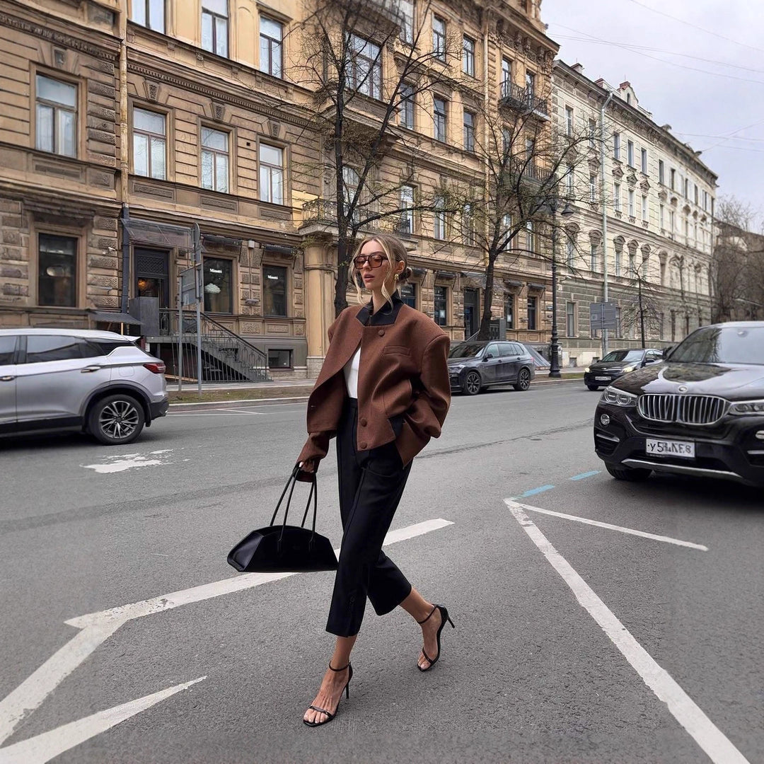 Damer cropped ulljacka med elegant snitt Mirla-Eva Jonsson