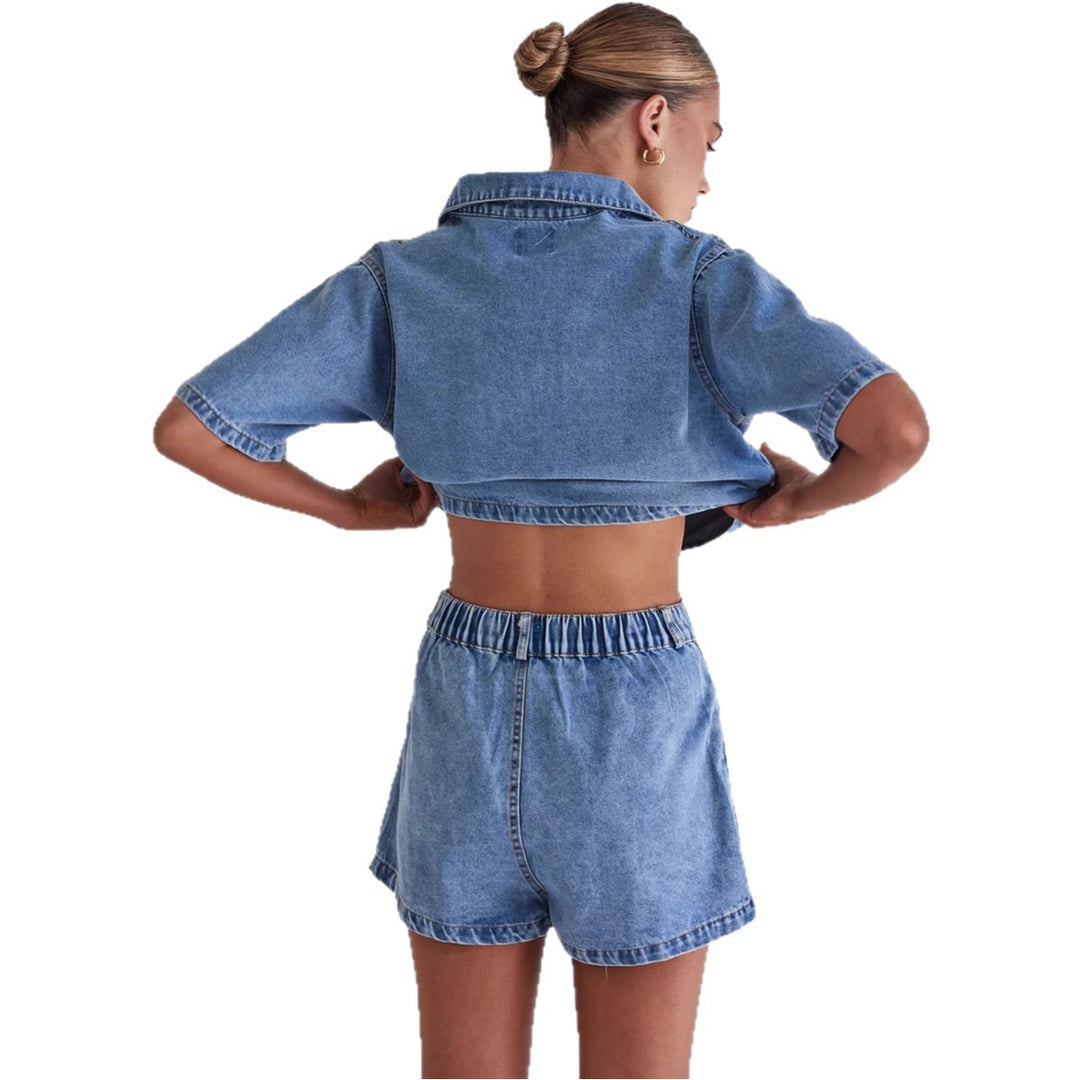 Damer denim-kortjacka med matchande kjol i avslappnad stil Mirla-Eva Jonsson