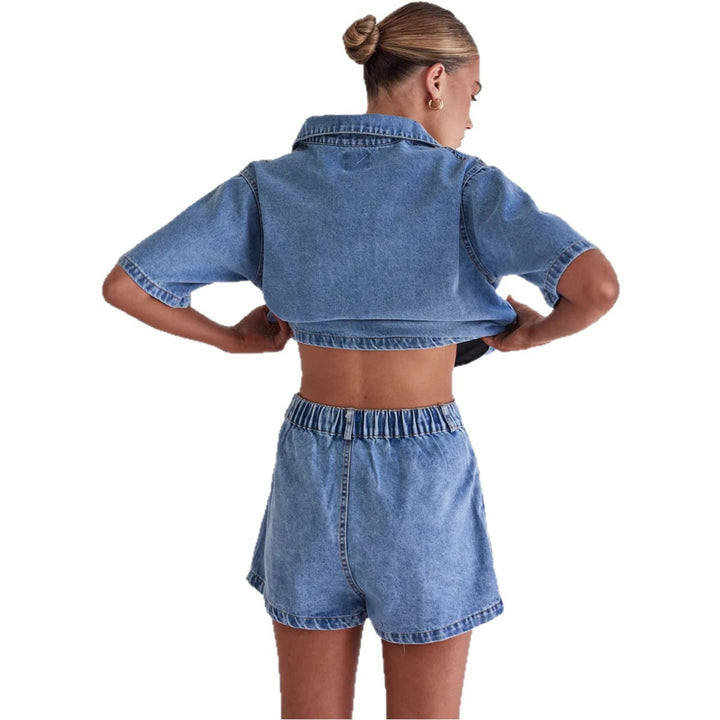 Damer denim-kortjacka med matchande kjol i avslappnad stil Mirla-Eva Jonsson