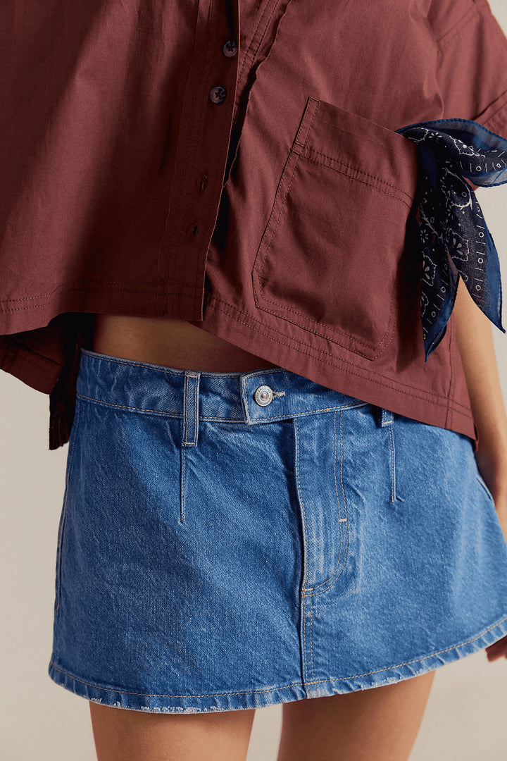 Damer denim-minikjol med fransig nederkant och avslappnad passform Mirla-Eva Jonsson