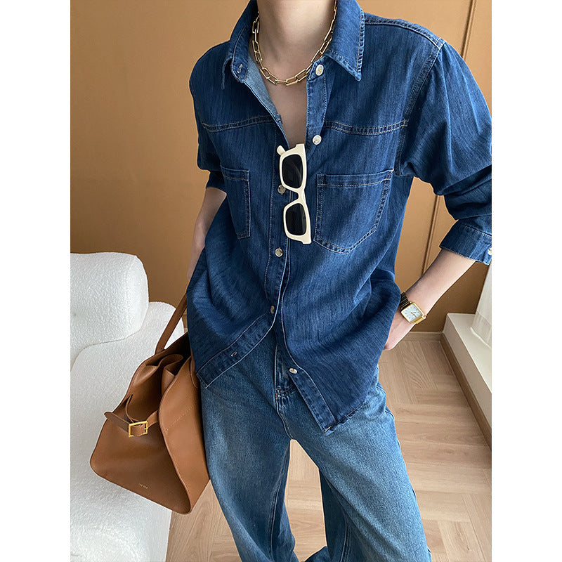 Damer denimskjorta med avslappnad passform och praktiska bröstfickor Mirla-Eva Jonsson