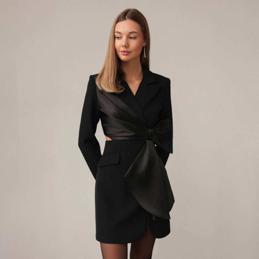 Damer elegant Blazer-klänning med skimrande knytbanddetaljer Mirla-Eva Jonsson