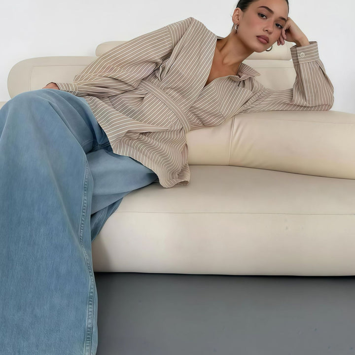 Damer elegant Blus med figursydd design och bälte Mirla-Eva Jonsson