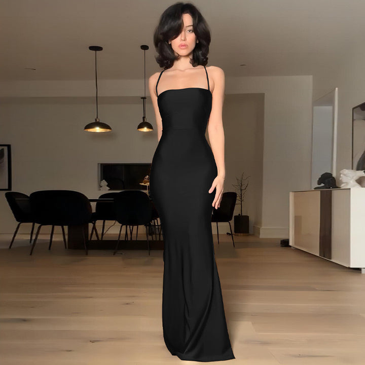 Damer elegant Bodycon Maxiklänning med off-shoulder design och fina band Mirla-Eva Jonsson