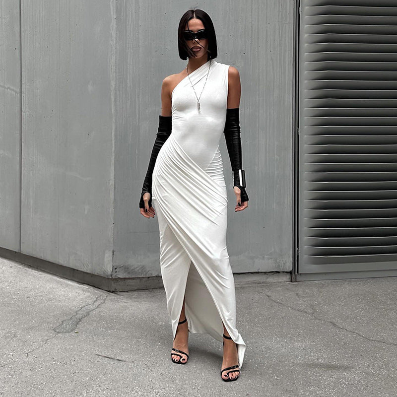 Damer elegant Bodycon aftenkjole med asymmetrisk halsudskæring og slids Mirla-Eva Jonsson