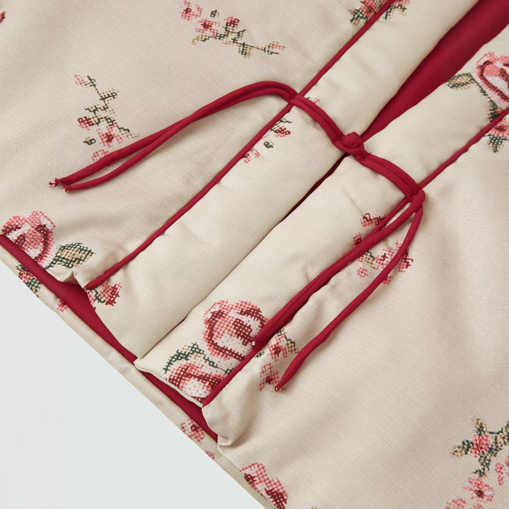 Damer elegant Kimono-jacka med blommiga broderier Mirla-Eva Jonsson