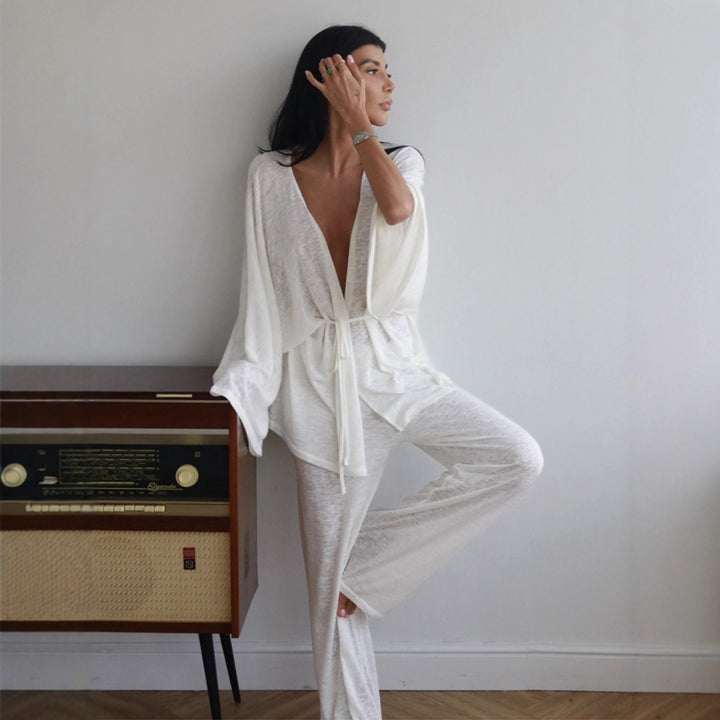 Damer elegant Lounge-set med lätt utsvängda ärmar och midjejusterbart bälte Mirla-Eva Jonsson