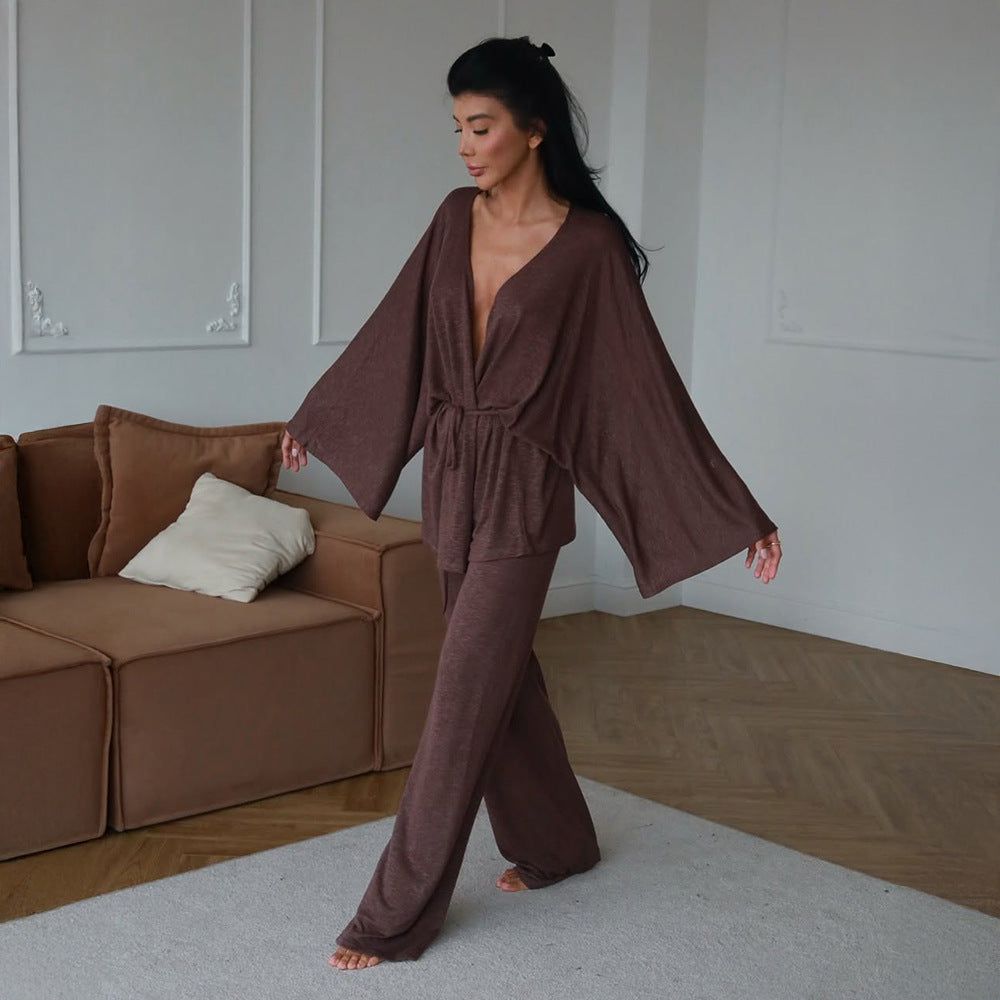 Damer elegant Lounge-set med lätt utsvängda ärmar och midjejusterbart bälte Mirla-Eva Jonsson