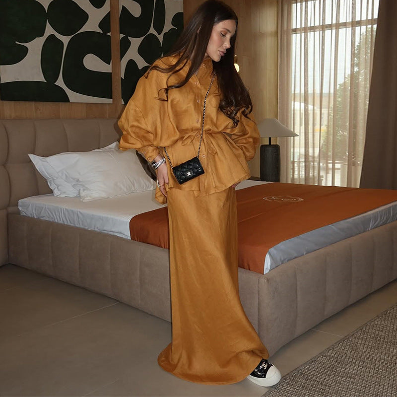 Damer elegant Maxi-kjolset med avslappnad blus och knytbälte Mirla-Eva Jonsson