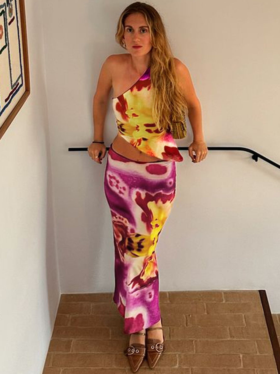 Damer elegant Maxi-klänning med asymmetrisk skärning och blommönster Mirla-Eva Jonsson