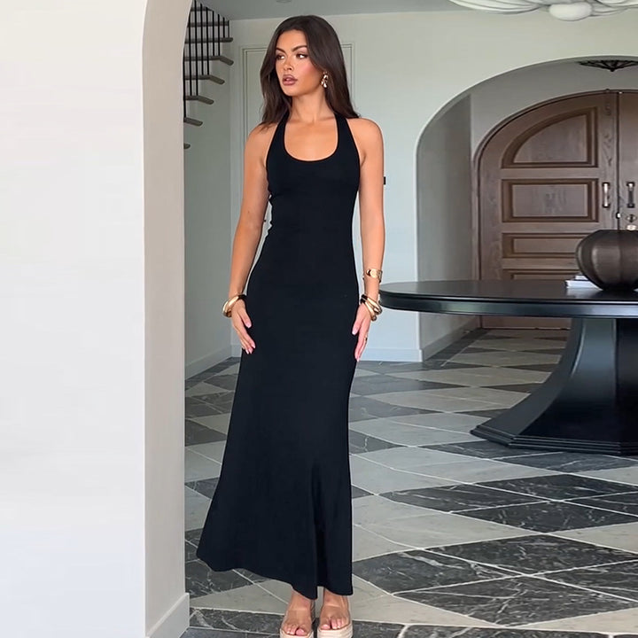 Damer elegant Maxi-klänning med djup V-ringning och figurnära silhuett Mirla-Eva Jonsson