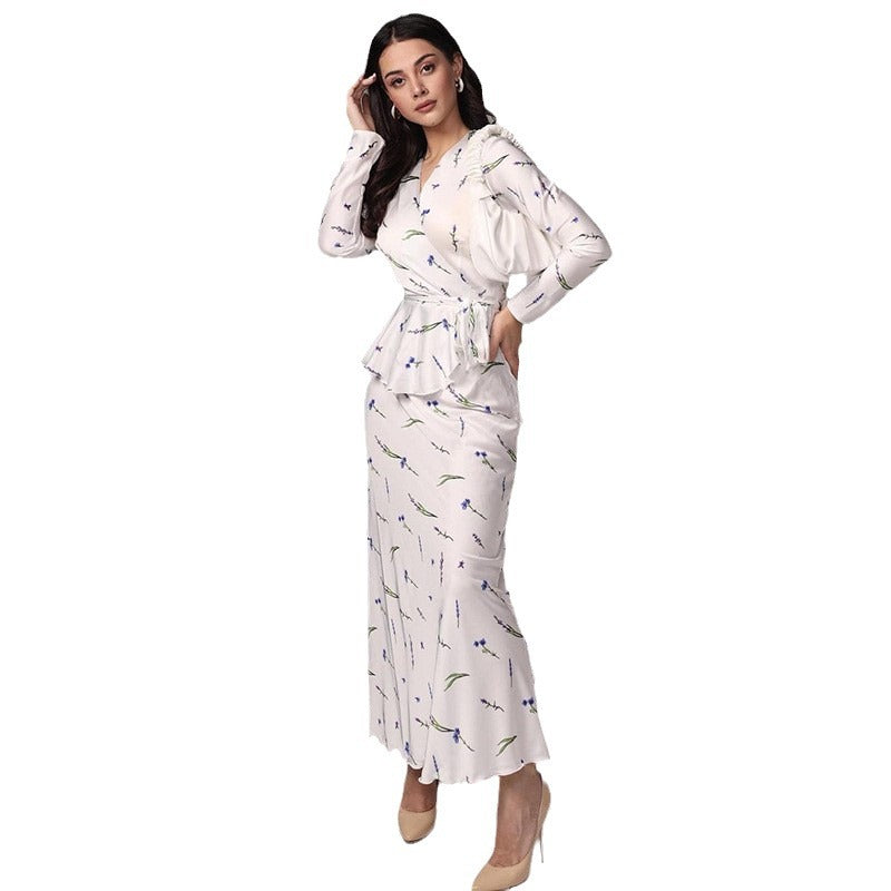 Damer elegant Maxi-klänning med djup V-ringning och figursydd design Mirla-Eva Jonsson