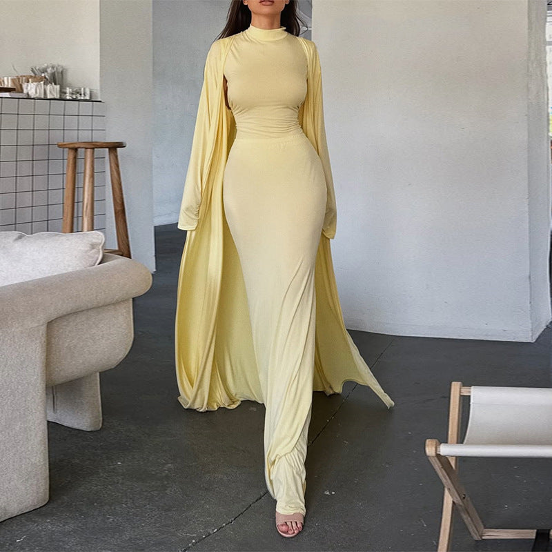 Damer elegant Maxi klänning med vid cape och långa ärmar Mirla-Eva Jonsson